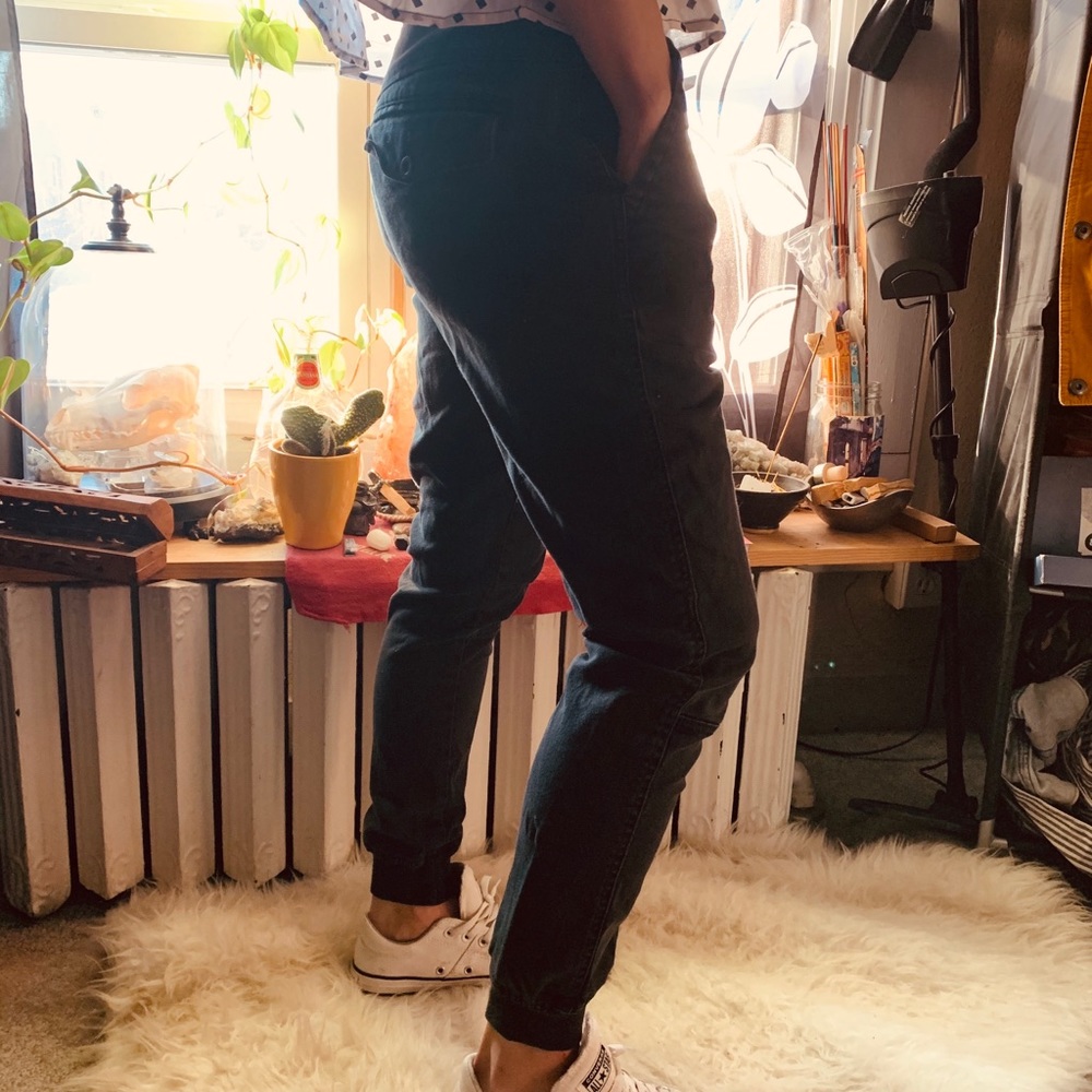 Empyer Tapered Joggers Black